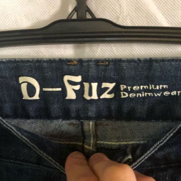 D-FUZ Premium Denimwear Boot Cut Blue Jeans distressed embroidered 9/10 READ - Picture 4 of 12